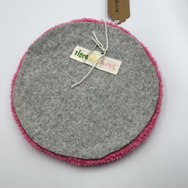 Tufted Pink Wink Face Wall Hanging - Image 3